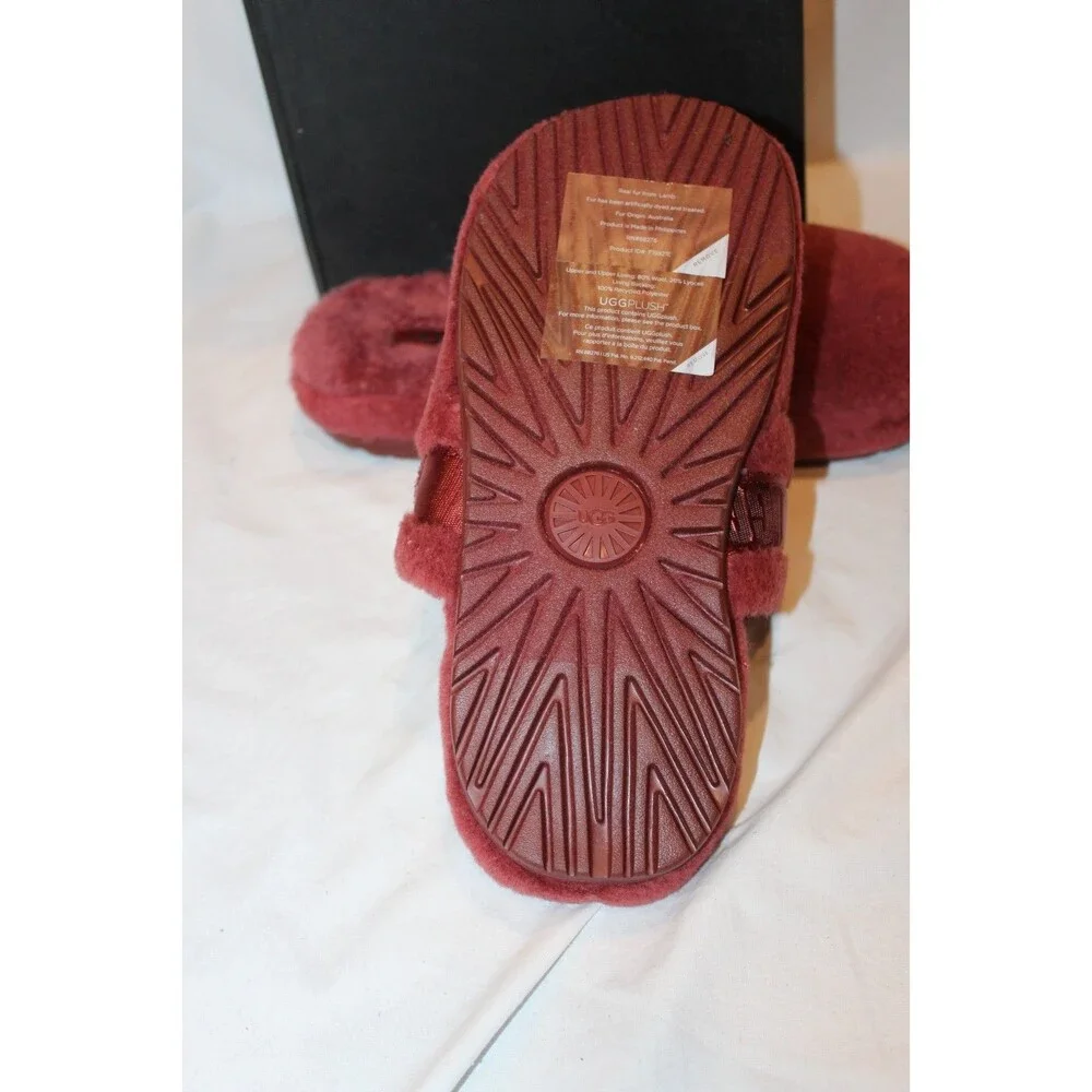 UGG WOMEN 9 MEN 7 SHEARLING LINED CLOG SLIPPERS NIB BURGUNDY NIB